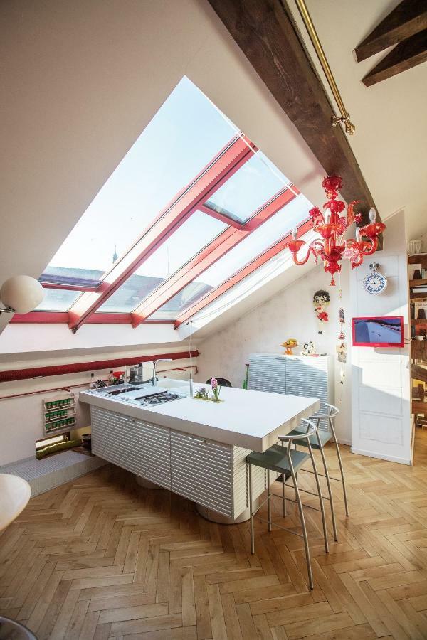 Unique Luxury Loft With Terrace In Old Town Apartment Prague Ngoại thất bức ảnh